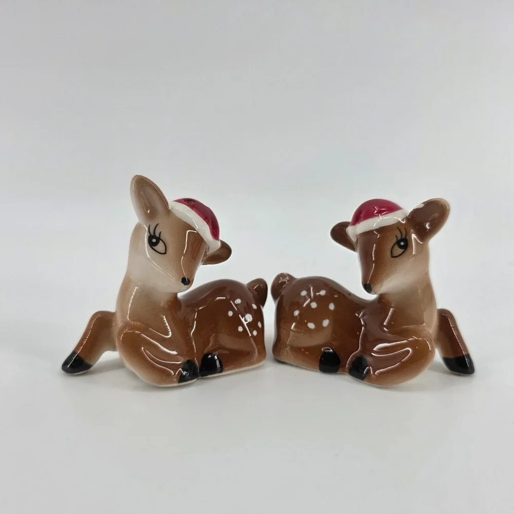 Cracker Barrel Ceramic Reindeer Salt Pepper Shakers Christmas Holiday 2.5'' tall